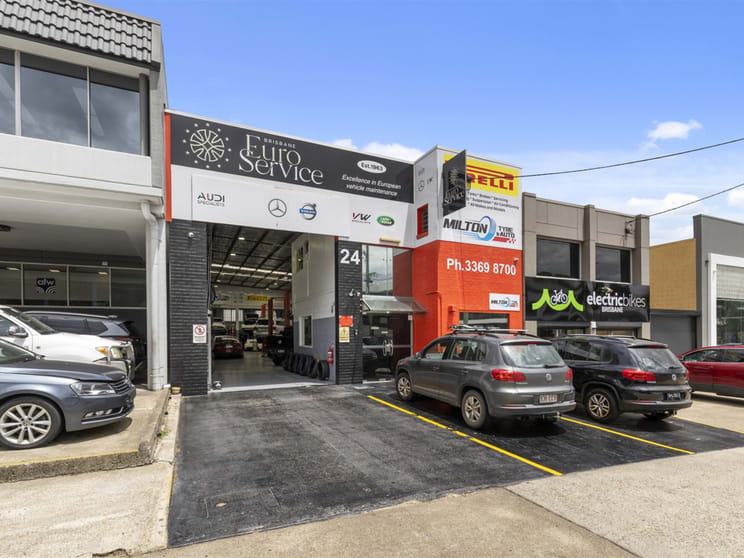 Click to view all images 24 Douglas Street Milton QLD 4064 - Image 3