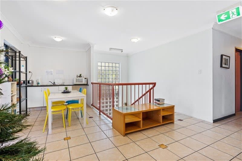 Click to view all images 69 Queen Street Southport QLD 4215 - Image 1