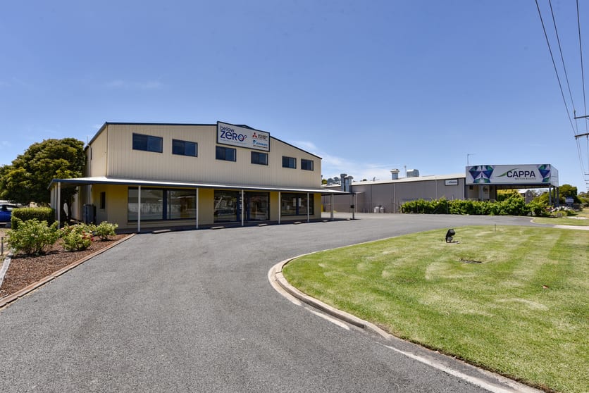 Click to view all images 255B Smith Street Naracoorte SA 5271 - Image 2