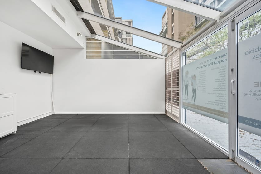 Click to view all images 8/52 Sydney Road Manly NSW 2095 - Image 3