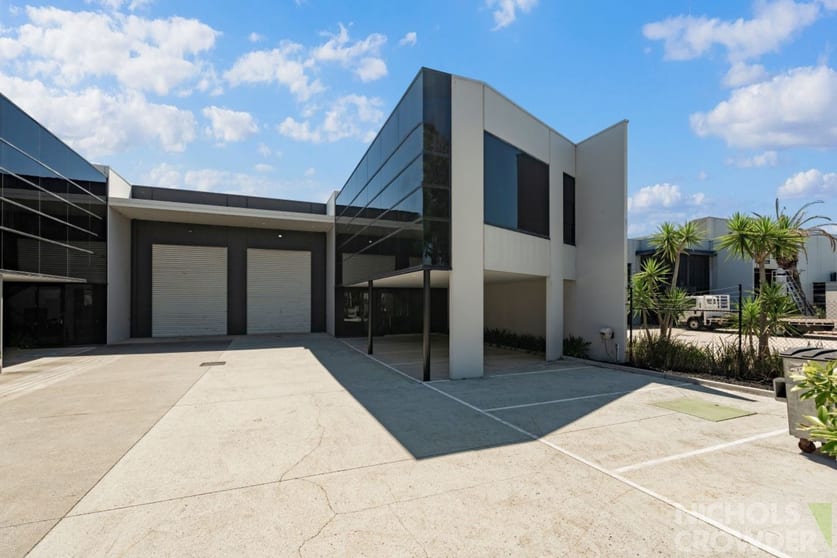 Click to view all images 2/9 Industry Boulevard Carrum Downs VIC 3201 - Image 1