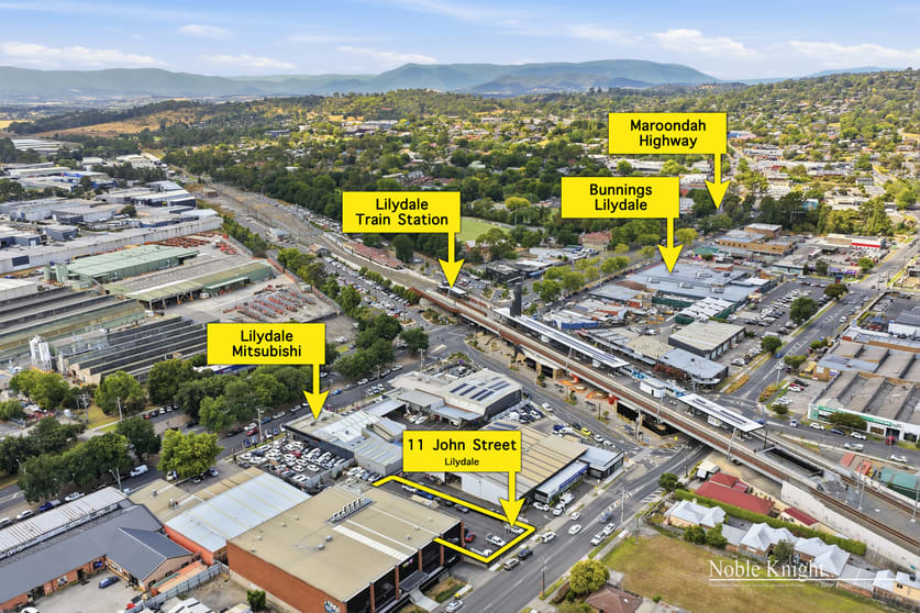 Click to view all images 11 John Street Lilydale VIC 3140 - Image 2