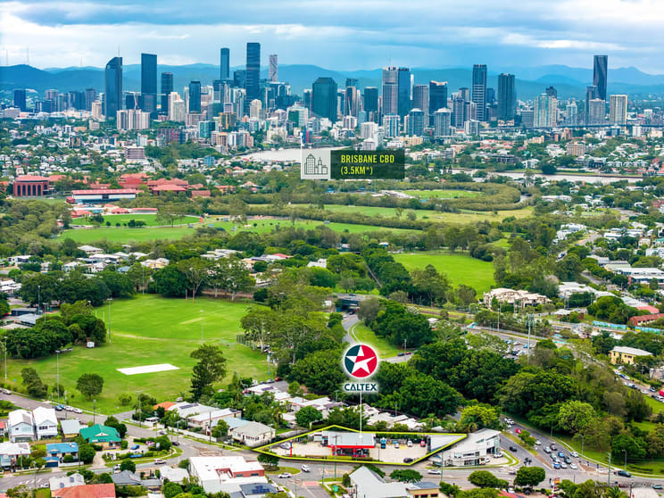 Caltex, 164 Bennetts Road Norman Park QLD 4170 - Image 3