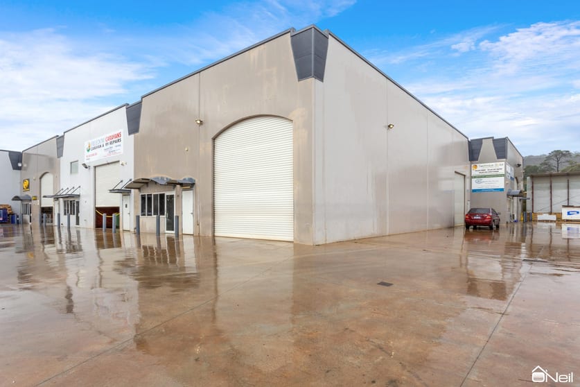 Click to view all images 25 Keates Road Armadale WA 6112 - Image 1