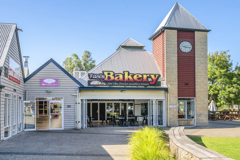 Click to view all images Shop 18/34 Dunn Bay Road Dunsborough WA 6281 - Image 3