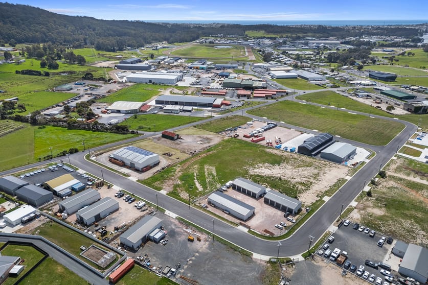 Click to view all images Substantial Industrial Site/20 Orchard Crescent Spreyton TAS 7310 - Image 3