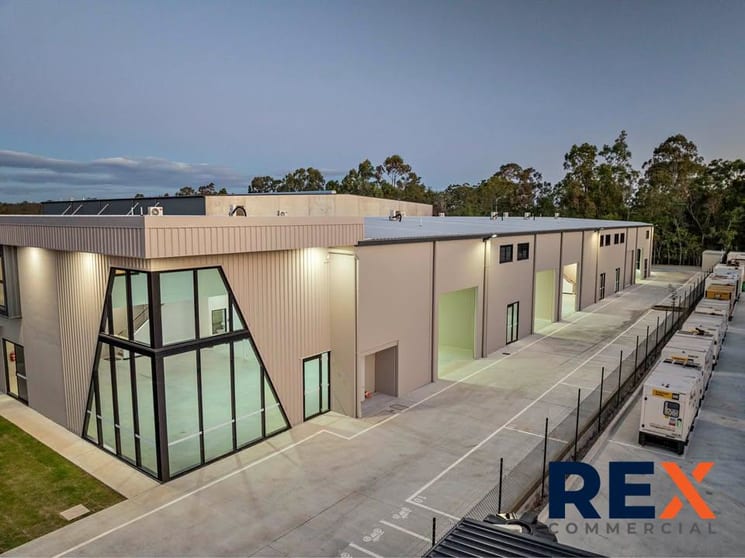 Click to view all images 1/42 Hub Crescent Heathwood QLD 4110 - Image 3