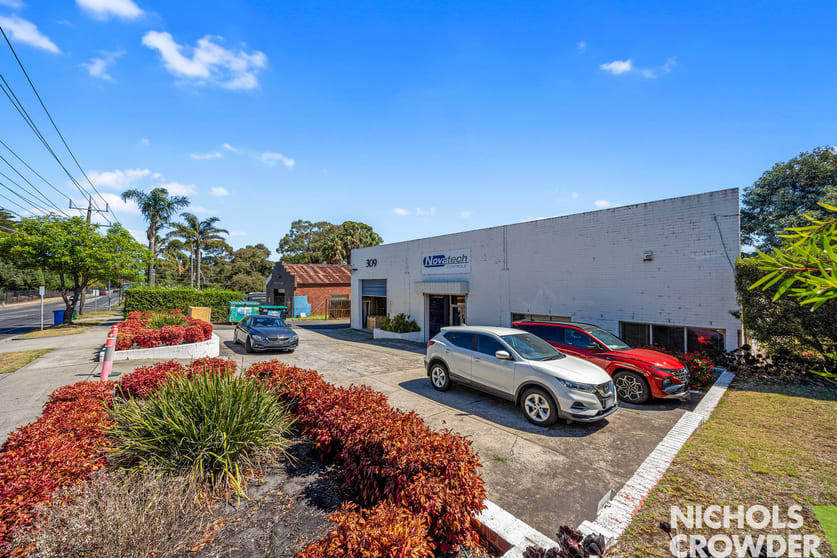 Click to view all images 309 Reserve Road Cheltenham VIC 3192 - Image 3