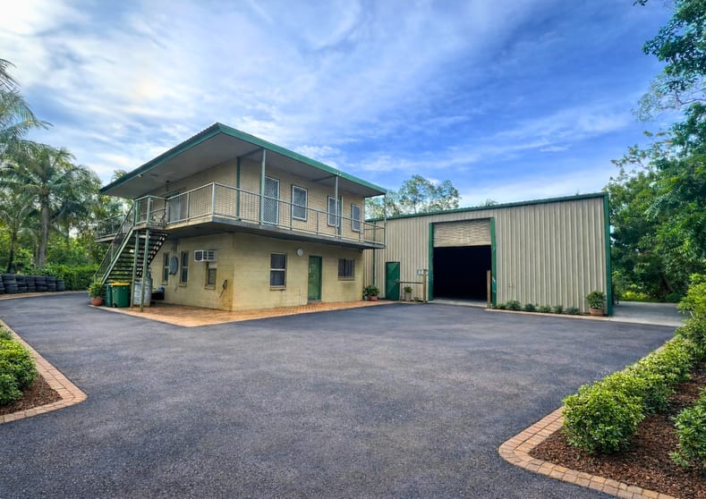 Click to view all images 1 Frank Court Berrimah NT 0828 - Image 1