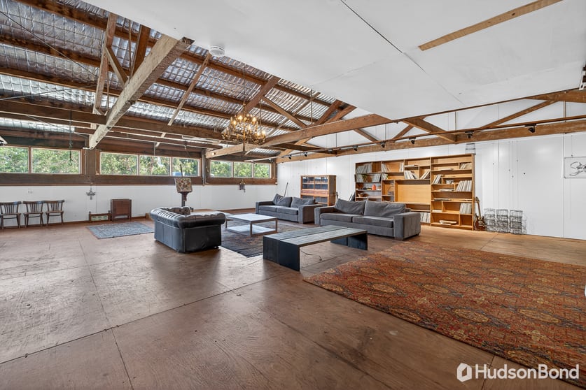 Click to view all images 2/29 Hunter Road Healesville VIC 3777 - Image 2