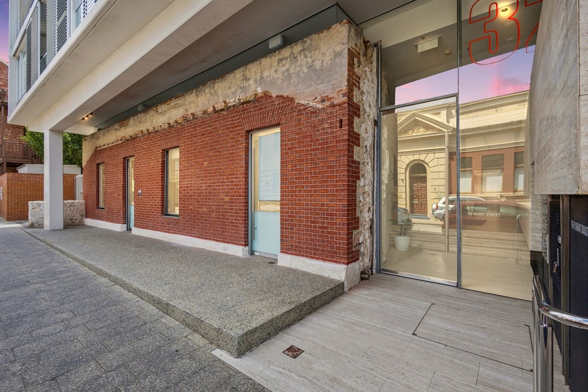 Click to view all images 11/32 Henry Street Fremantle WA 6160 - Image 3
