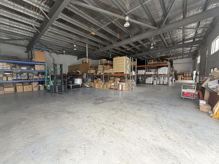 Click to view all images 11 Export Drive Molendinar QLD 4214 - Image 3