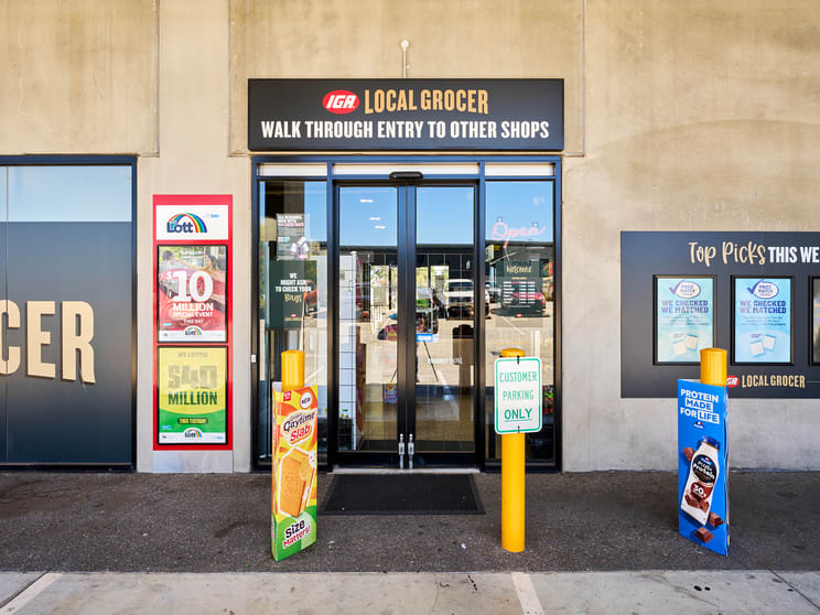 Click to view all images 40 Steen Avenue Wollert VIC 3750 - Image 2