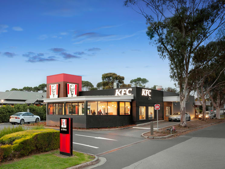 Click to view all images 104-106 Princes Highway Pakenham VIC 3810 - Image 3