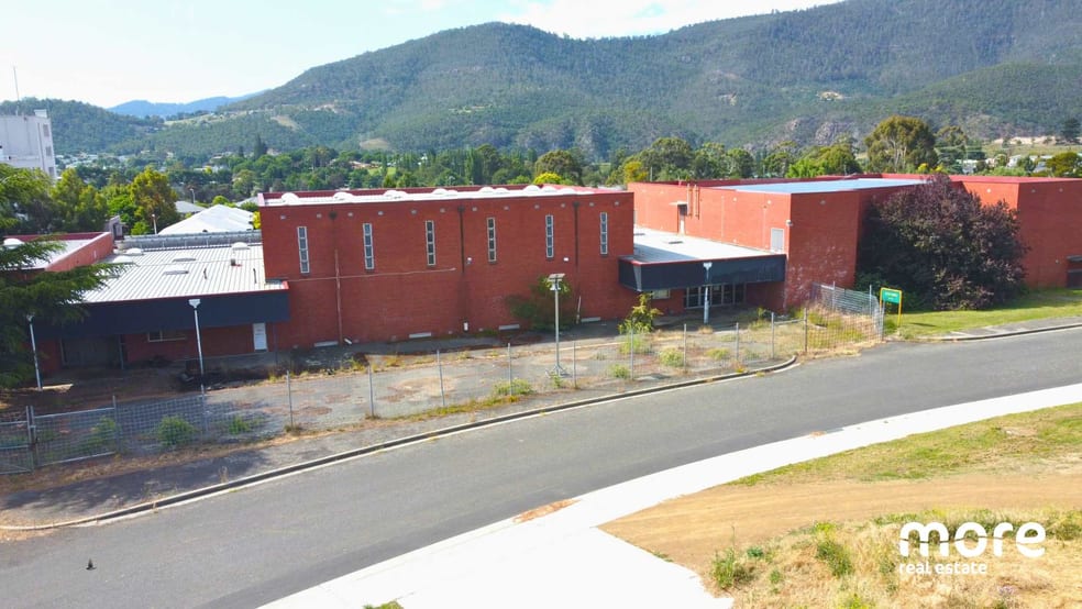 Click to view all images 2/34 Lower Road New Norfolk TAS 7140 - Image 3