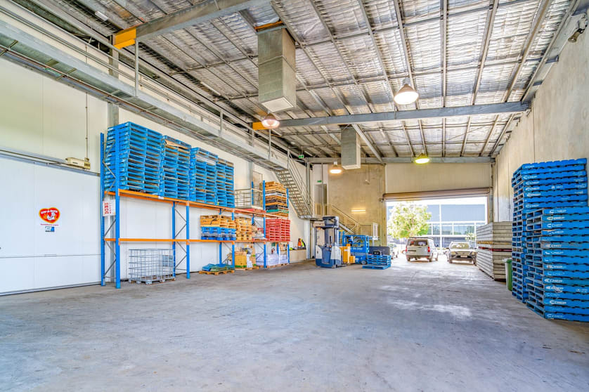 Click to view all images 119 Export Street Lytton QLD 4178 - Image 2