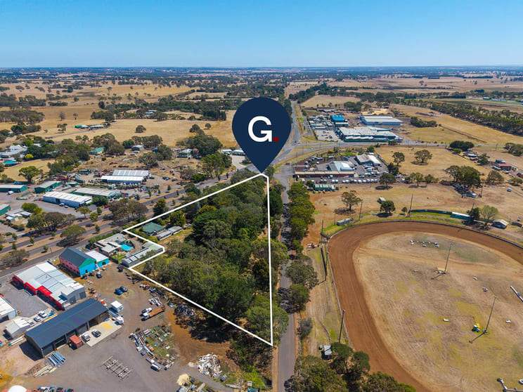 Click to view all images 298 Coleraine Road Hamilton VIC 3300 - Image 3