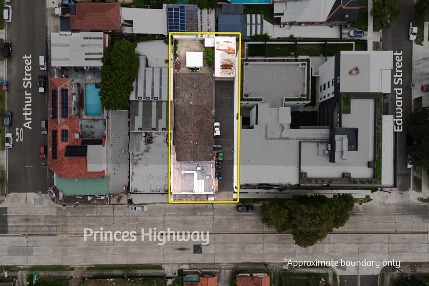 Click to view all images 331-335 Princes Highway Carlton NSW 2218 - Image 2