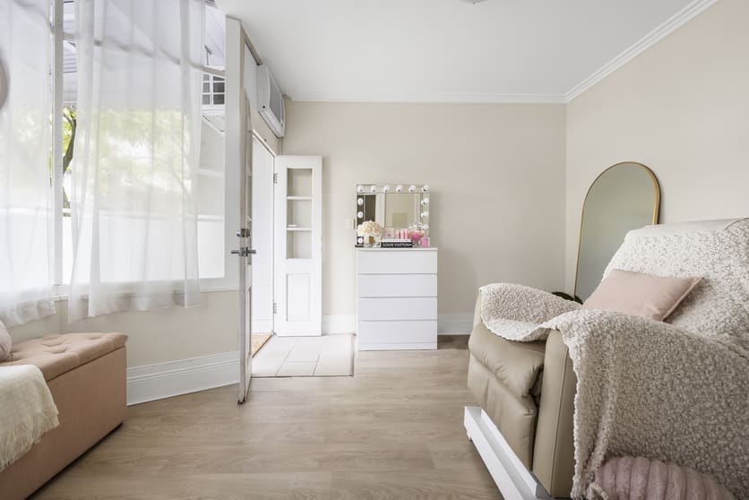 Click to view all images 86 Denison Street Bondi Junction NSW 2022 - Image 2