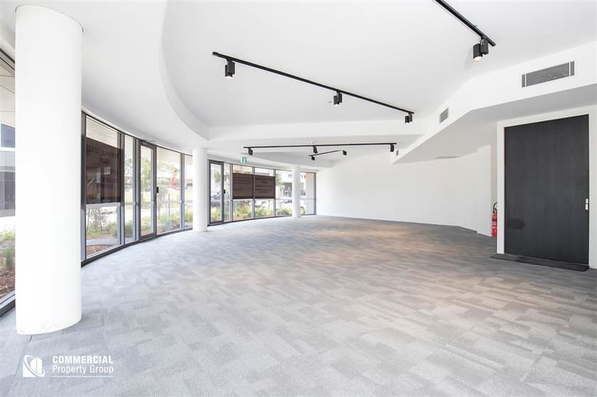 Click to view all images Showroom/16 Wurrook Circuit Caringbah NSW 2229 - Image 3