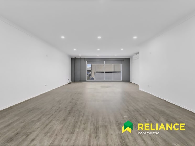 Click to view all images 5/15 Logic Court Truganina VIC 3029 - Image 2
