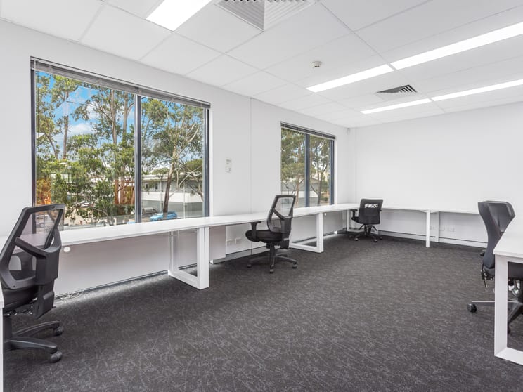 Click to view all images 52/5-7 Inglewood Place Norwest NSW 2153 - Image 2