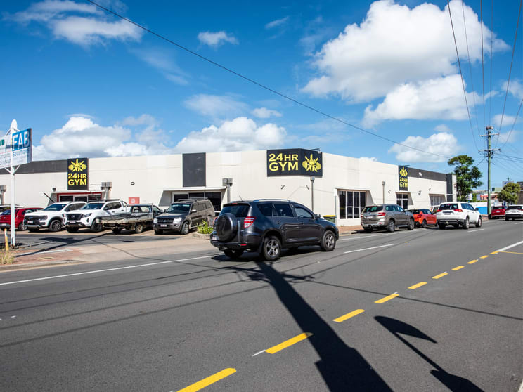 Click to view all images 47 Torquay Road Pialba QLD 4655 - Image 2