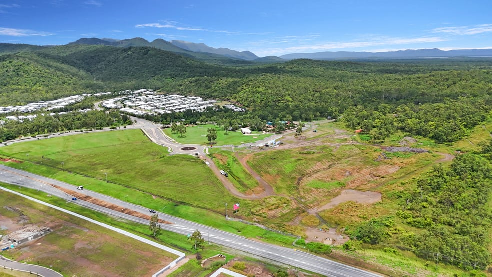 Click to view all images 21 Wadda Mooli Parkway Julago QLD 4816 - Image 1
