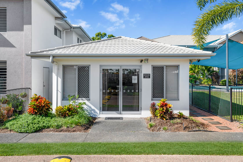 Click to view all images Wulguru QLD 4811 - Image 3