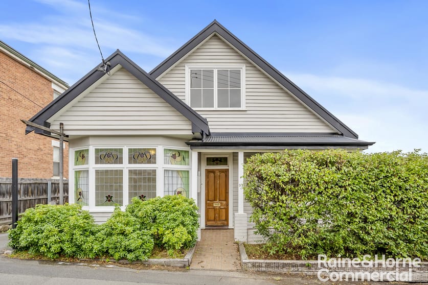 Click to view all images 91-91A Patrick Street West Hobart TAS 7000 - Image 2