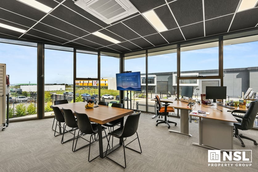 18 Robbins Circuit Williamstown North VIC 3016 - Image 3