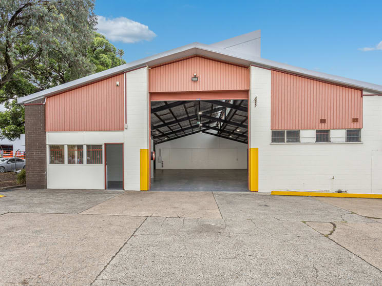 Click to view all images 2/20-24 Anne Street St Marys NSW 2760 - Image 3