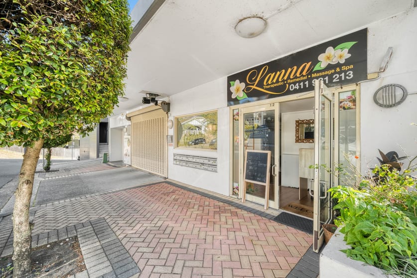 Click to view all images 12/2 Lagoon Street Narrabeen NSW 2101 - Image 1