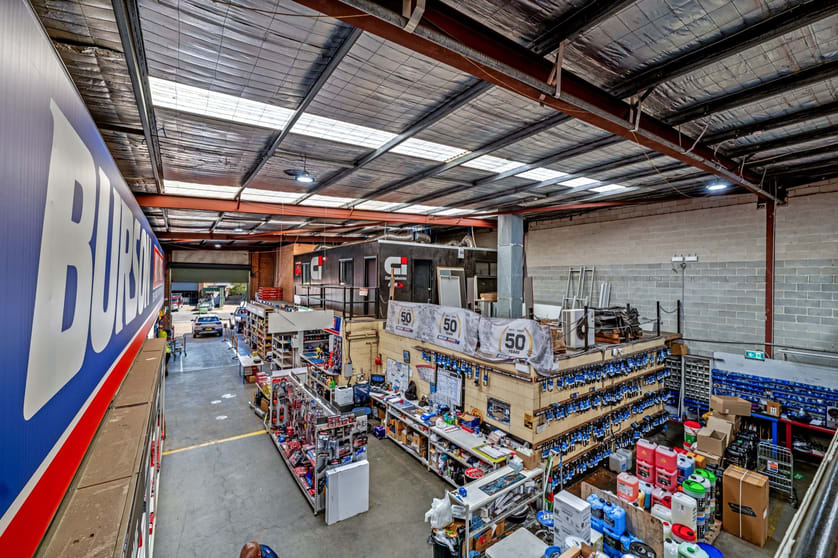 Click to view all images 36-38 Sir Joseph Banks Street Botany NSW 2019 - Image 3