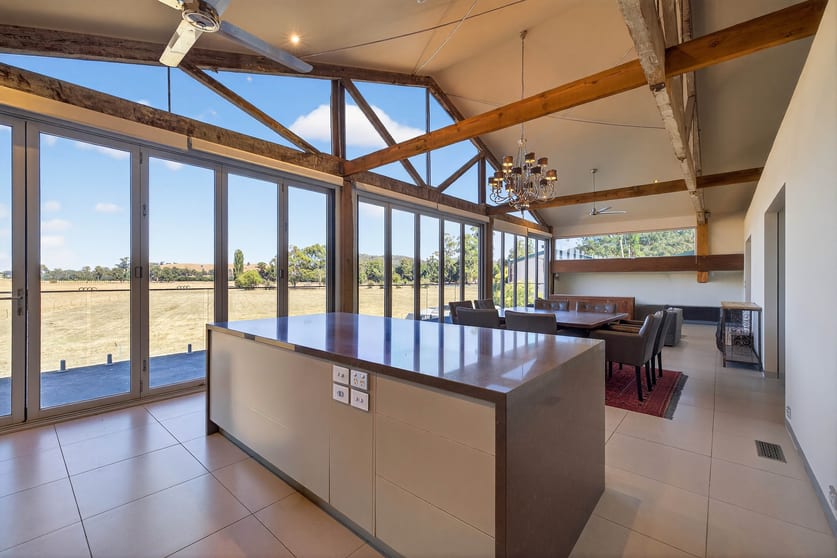 Click to view all images 3/29 Hunter Road Healesville VIC 3777 - Image 2