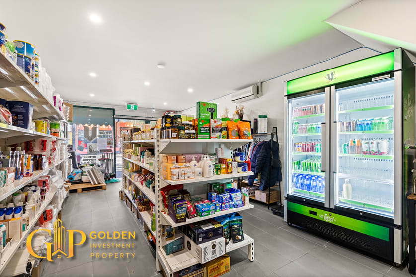 Click to view all images 217 Hampshire Road Sunshine VIC 3020 - Image 2