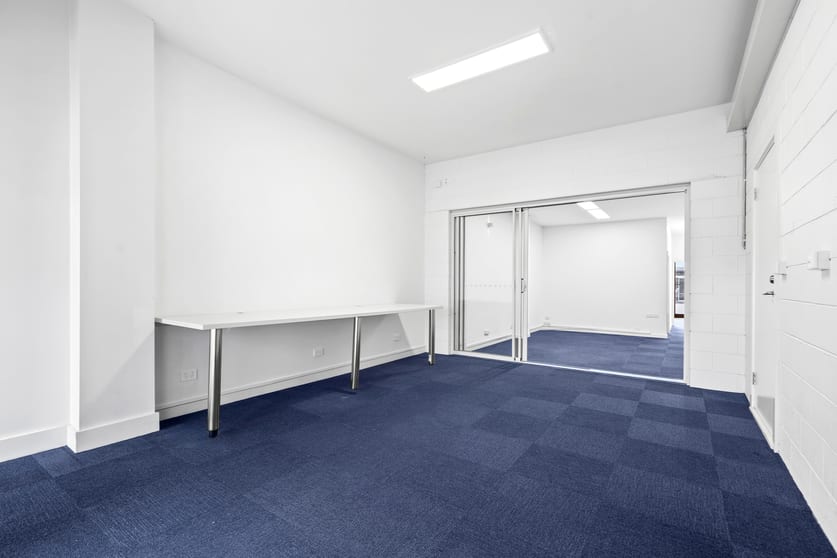 Click to view all images 2/4 Mercer Street Geelong VIC 3220 - Image 3