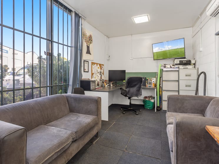 Click to view all images 7/14 Holbeche Road Arndell Park NSW 2148 - Image 3