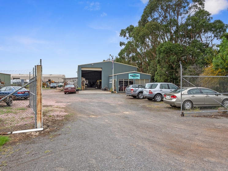 Click to view all images 40 Church Street Camperdown VIC 3260 - Image 2