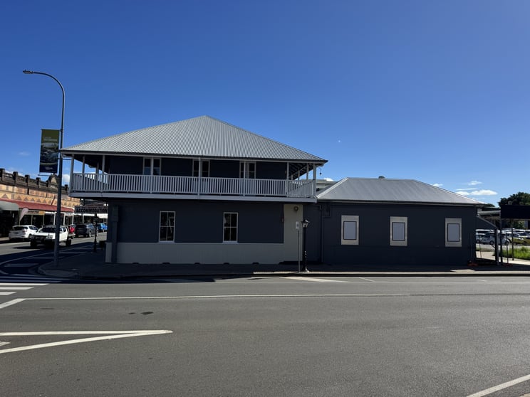 Click to view all images 112 Patrick Street Laidley QLD 4341 - Image 3