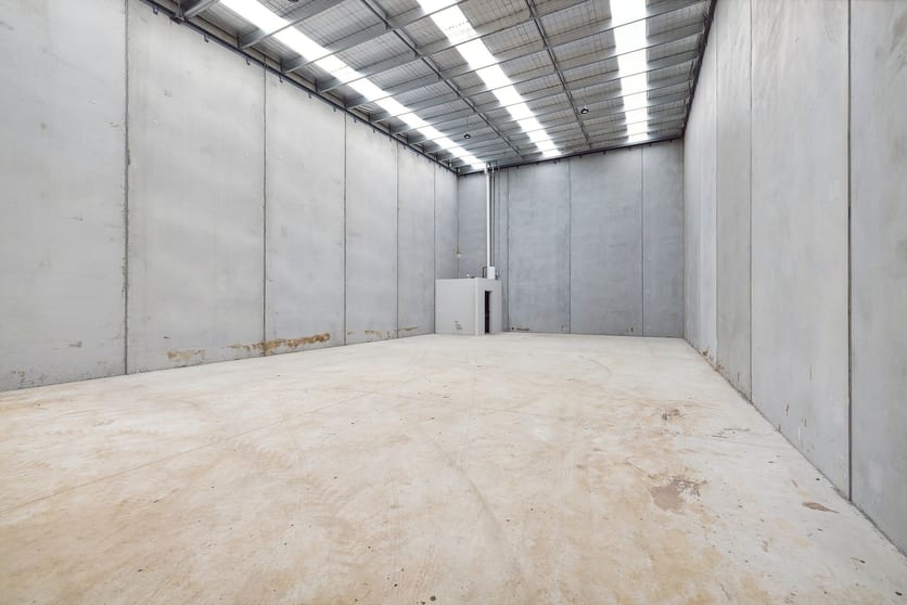 Click to view all images 2/15 Icon Drive Delacombe VIC 3356 - Image 3