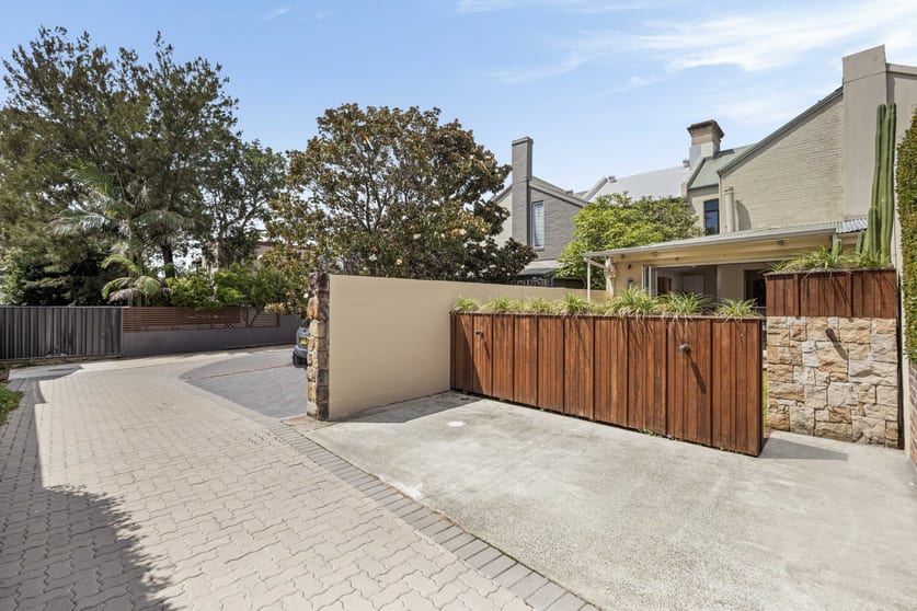 Click to view all images 147 St Johns Road Glebe NSW 2037 - Image 3