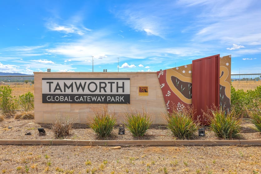 Click to view all images Tamworth Global Gateway Park Tamworth NSW 2340 - Image 1