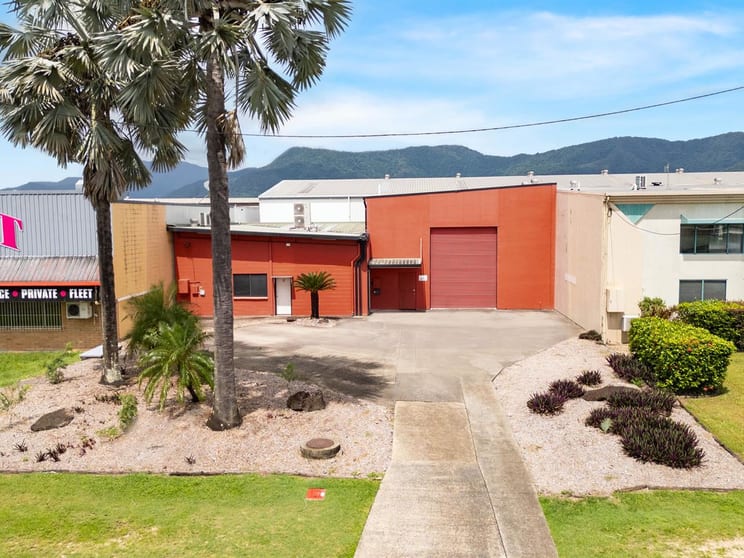 129 Brown Street Bungalow QLD 4870 - Image 1