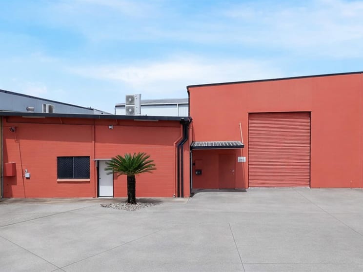 129 Brown Street Bungalow QLD 4870 - Image 2