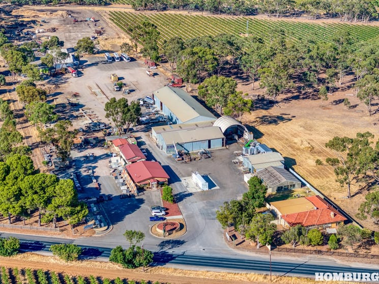 Click to view all images 230 Angaston Road Nuriootpa SA 5355 - Image 3