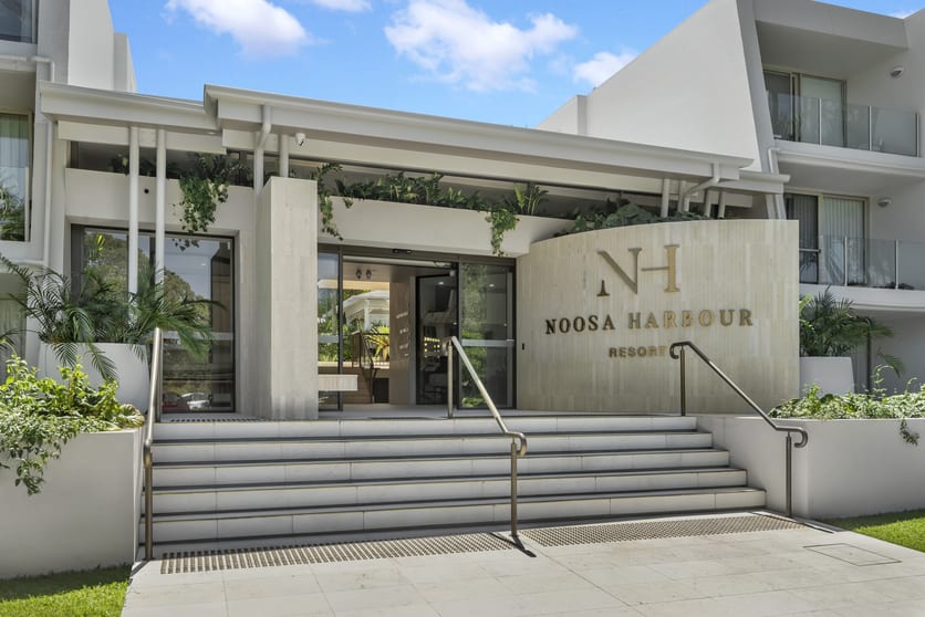 Click to view all images 19/6 Quamby Place Noosa Heads QLD 4567 - Image 3