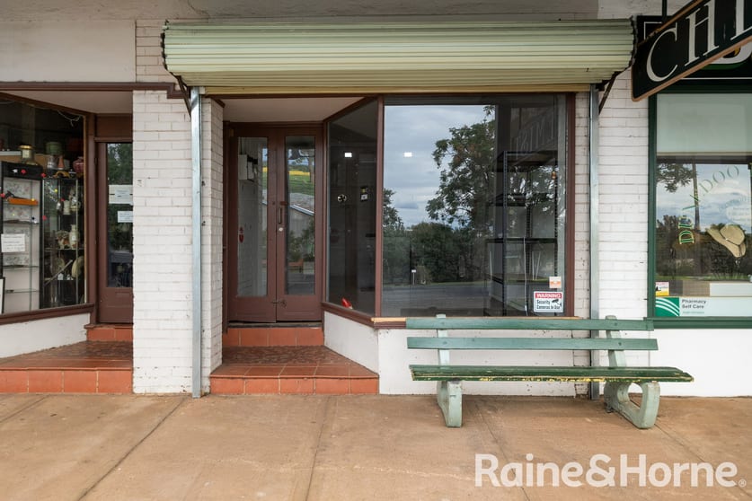 Click to view all images 84 Bolaro Street Dunedoo NSW 2844 - Image 3