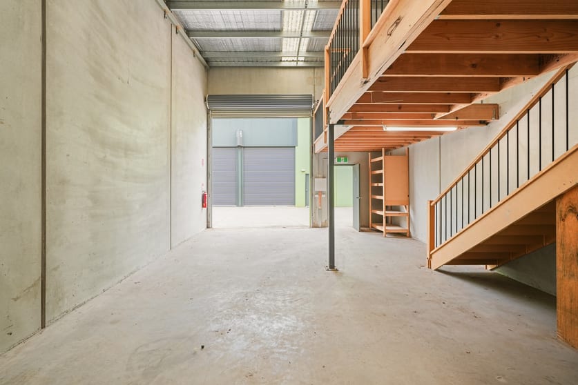 Click to view all images Warehou.../9 Melaleuca Drive Cheltenham VIC 3192 - Image 2