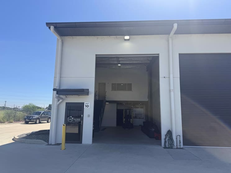 Click to view all images Unit 10, 31 Riverside Drive Mayfield West NSW 2304 - Image 3